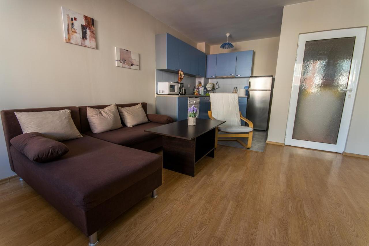 Great Apartment Near The Sea,Central Place! Burgas by Eksteriør bilde